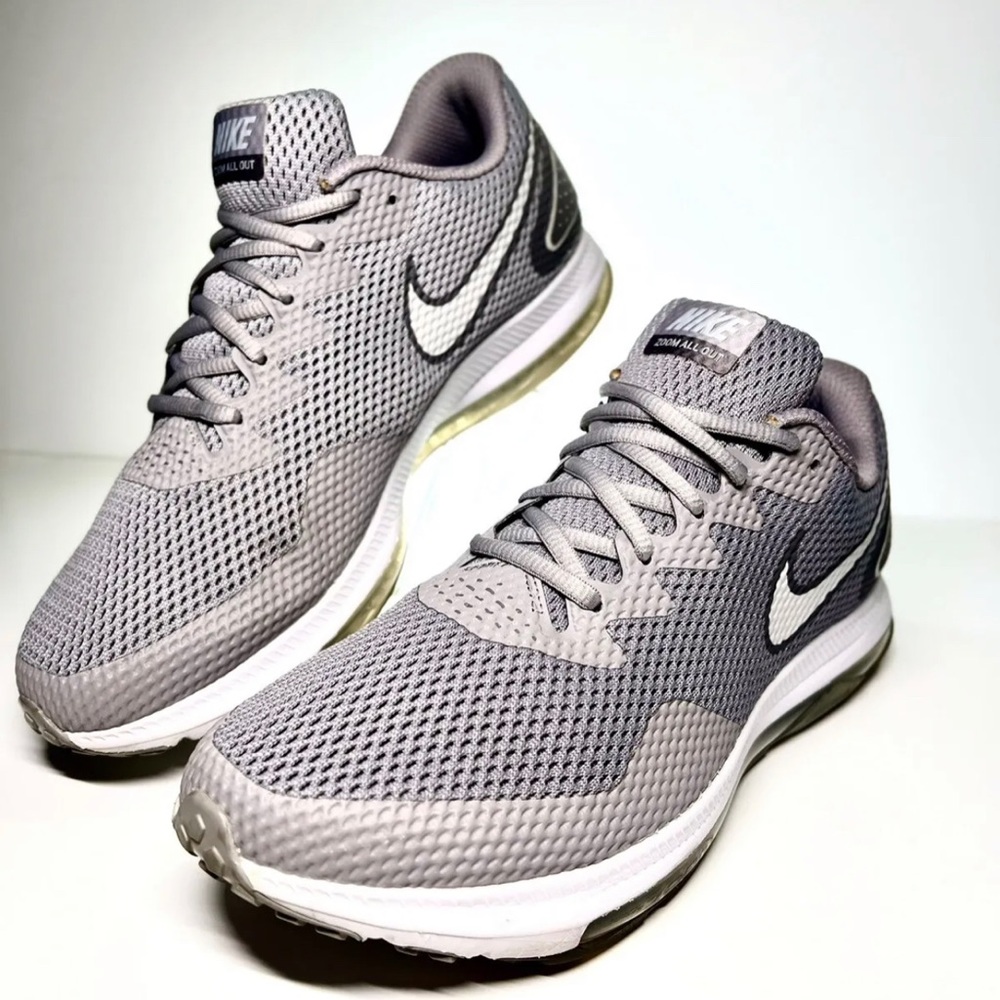 Nike Womens Zoom All Out Running Shoes Light Grey silver  Size 9.5 AJ0036-202